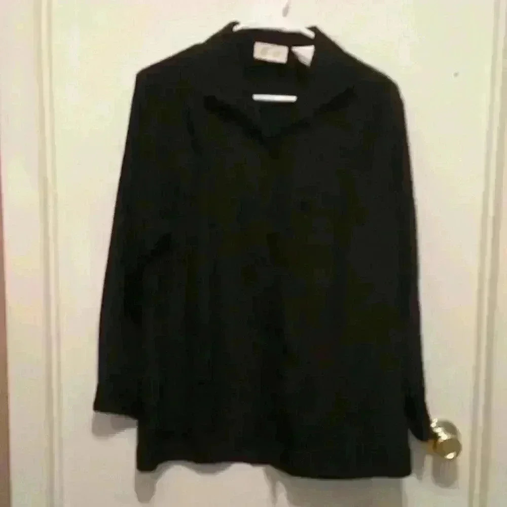 Kathy Lee Long Sleeve Black Dress Shirt - Size 8